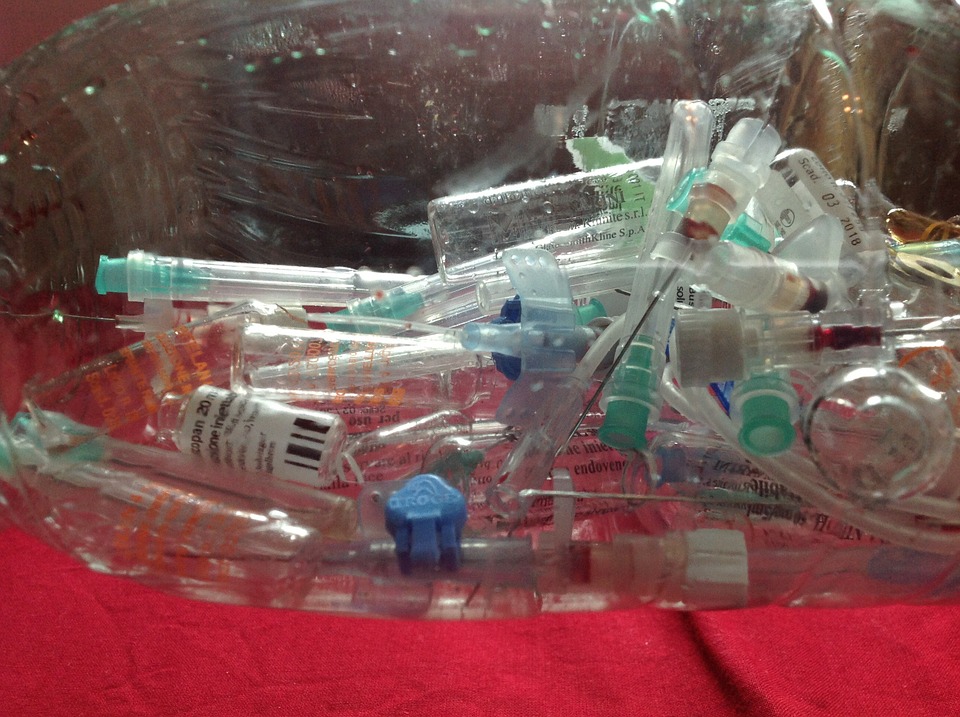 syringes-332713_960_720