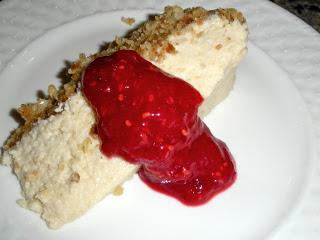 Recipe: Raw Cheesecake With Fruit Sauce