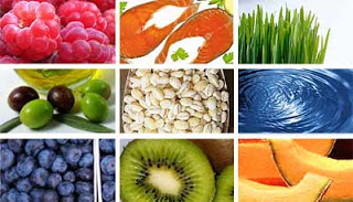 7 Superfoods To Increase Longevity (with Infographic)