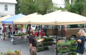 City Keeps Farmers’ Market Shut Down on Technicalities