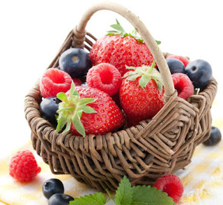 Berries Slash Women’s Heart Attack Risk