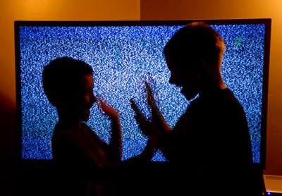 Background TV can be bad for kids: Study