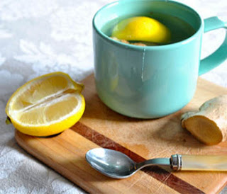 This Lemon Ginger Tea DIY Recipe Will Detox And Transform Your Life