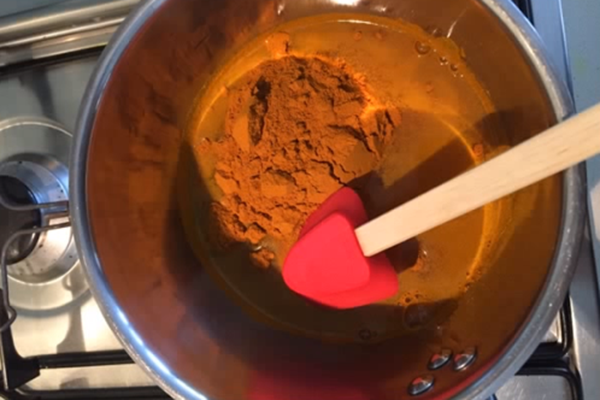 Everything You Need To Know About Golden Paste and How To Make It