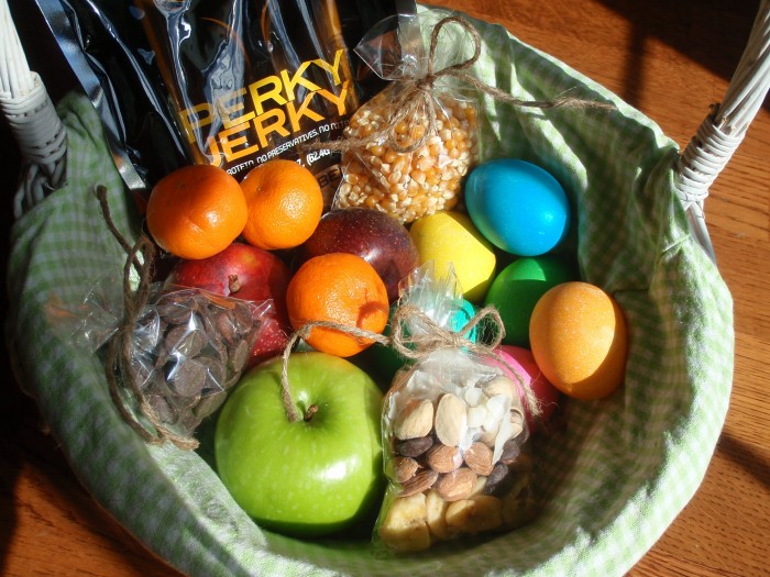Healthy Ways to Celebrate Easter with Your Kids
