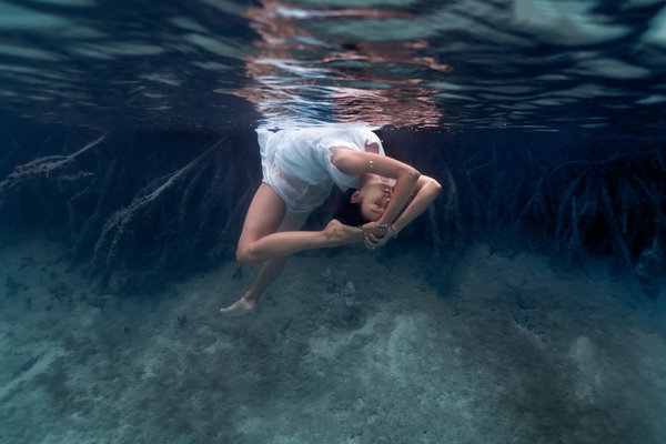 Underwater Yoga 018
