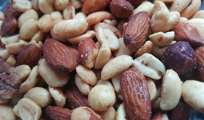 A Greater Emphasis On Nuts To Replace Animal Proteins Reduces Inflammation