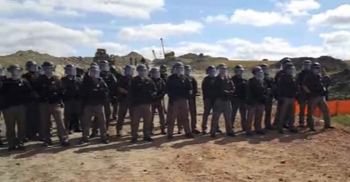 Riot Police Begin Mass-Arrests at Dakota Access Pipeline, FB Censors Video