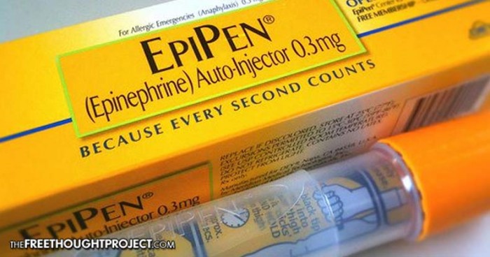 Pharmacist Finds A Way Around Govt-Protected Drug Maker — Makes EpiPen Alternative For $20