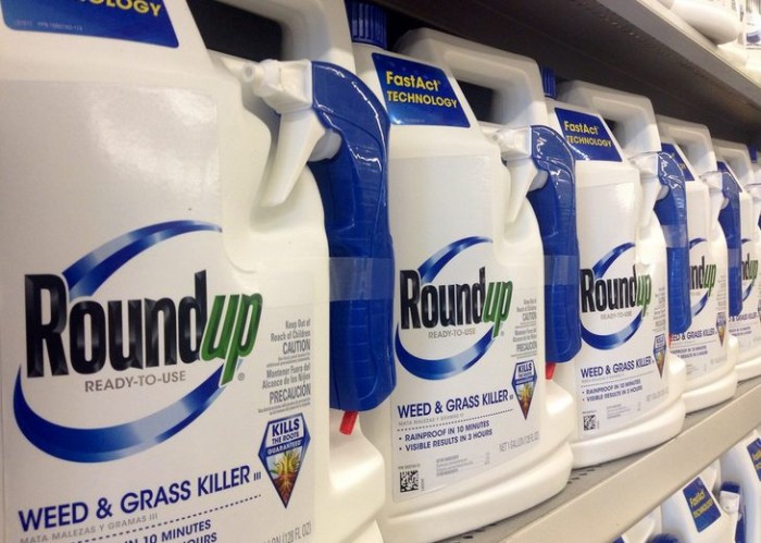 Italy Just Banned Monsanto’s Top-Selling Herbicide From All Public Places