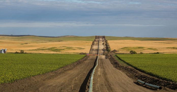 Demands Grow To Review DAPL Approval As Risk Of Spills Was Downplayed By Govt