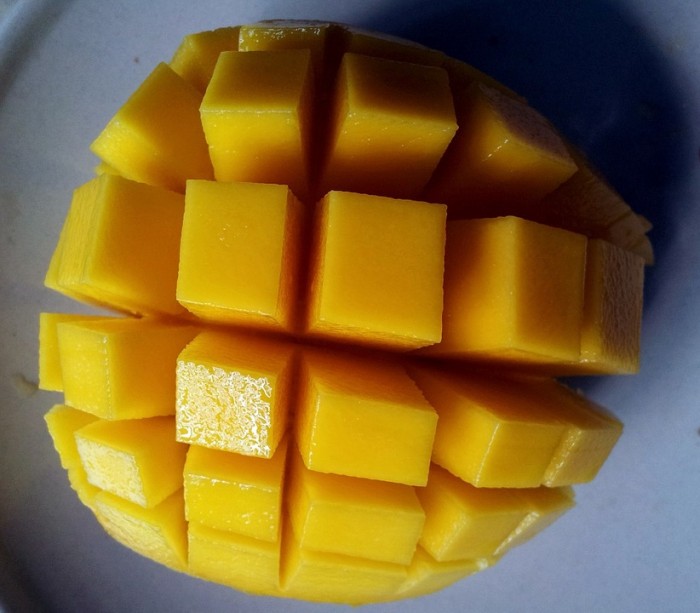 17 Reasons Why You Should Eat a Mango Every Day