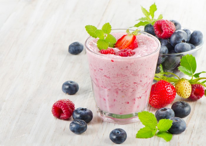 5 Light and Tasty Smoothies for Better Health This Summer