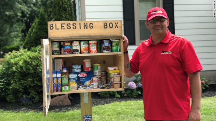 Man’s Blessing Box a Food Pantry For the Hungry You Can Replicate