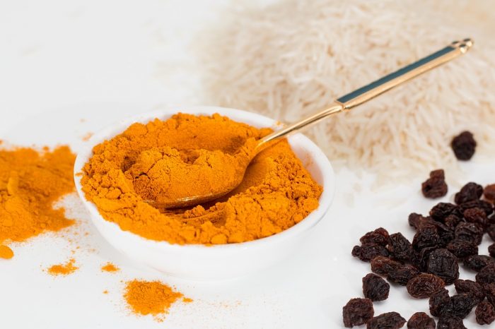 How Curcumin Improves Memory and Mood