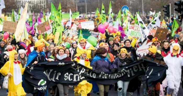 Tens of Thousands Demand End to Big Ag in Berlin March