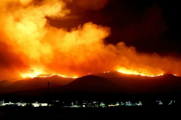 PG&E Plans to Cut Electricity to Some California Residents to Prevent Wildfires