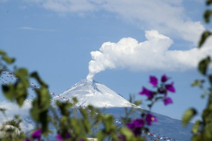 A Volcano That Could Completely Cover Mexico City With Volcanic Ash Just Erupted 200 Times In A 24 Hour Period
