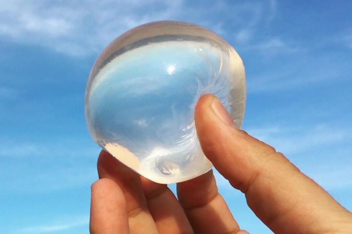 Thousands Of Edible Water Capsules Were Handed Out At The London Marathon To Reduce Plastic Waste
