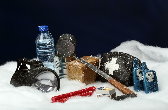 5 Basic & Necessary Winter Survival Skills