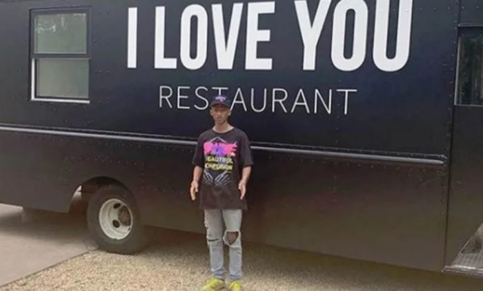 Jaden Smith Just Opened A Vegan Food Truck For The Homeless In Los Angeles Called I Love You Restaurant