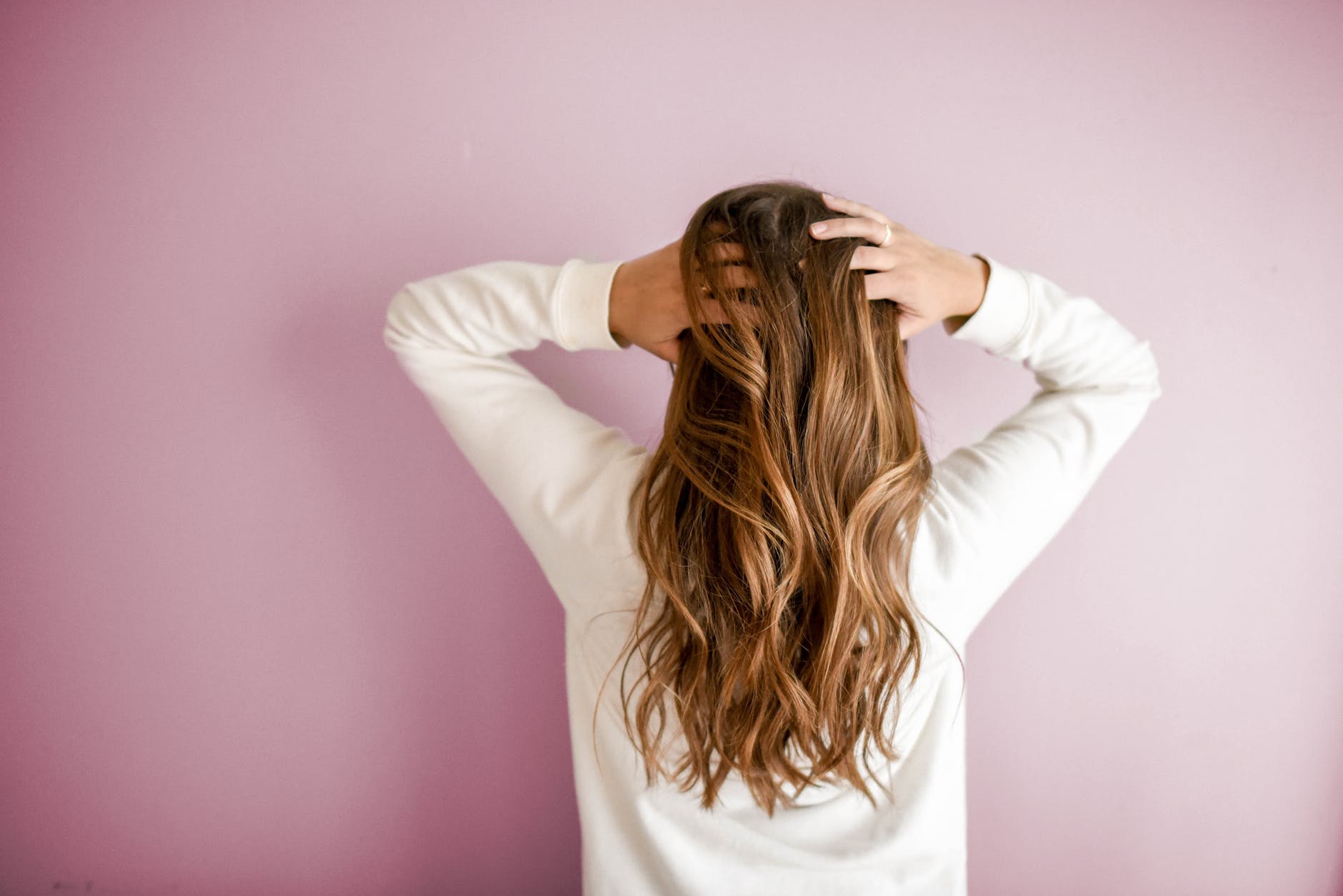 4 ChemicalFree Solutions to Hair Loss