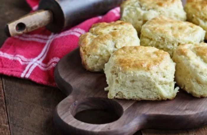 Flaky Buttermilk Biscuits … Just Like Momma Used To Make