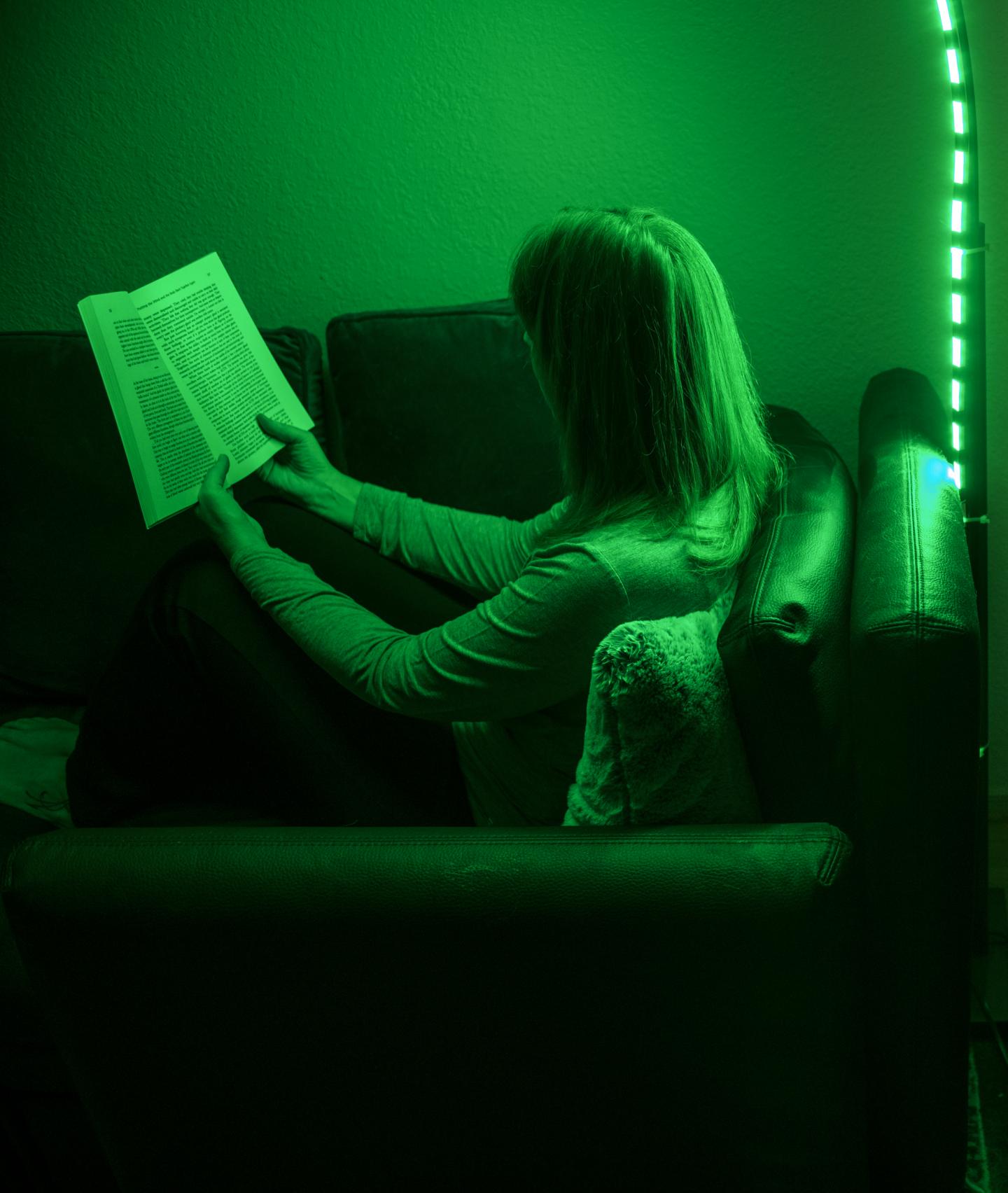 Green Light Therapy Shown to Reduce Migraine Frequency and Intensity