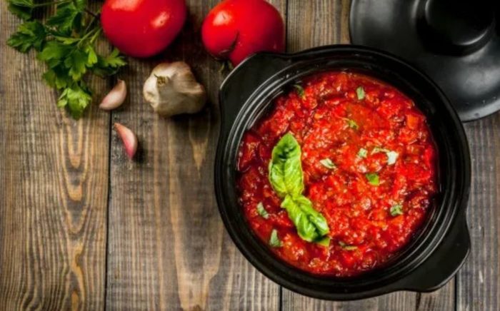 A Guide To Canning Marinara Sauce