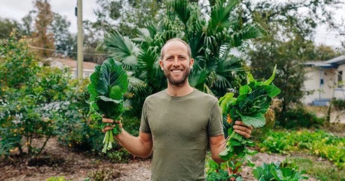 Rob Greenfield Foraged All His Meals For One Whole Year, Inspiring Millions