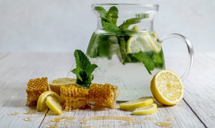 The Real Benefits of Lemon Water According to Science