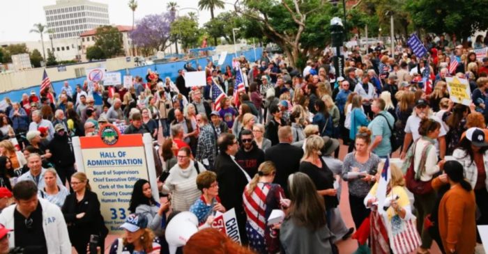 Orange County Supervisors Cancel Digital Coronavirus Vaccine Records as Hundreds Protest Against Vaccine Passports