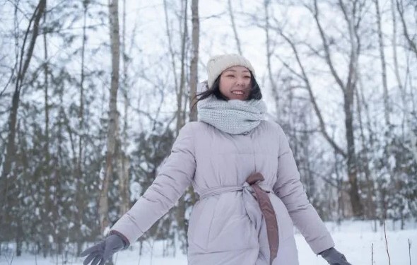 Why Getting Outside For A Walk In The Cold Can Benefit Your Physical And Mental Health