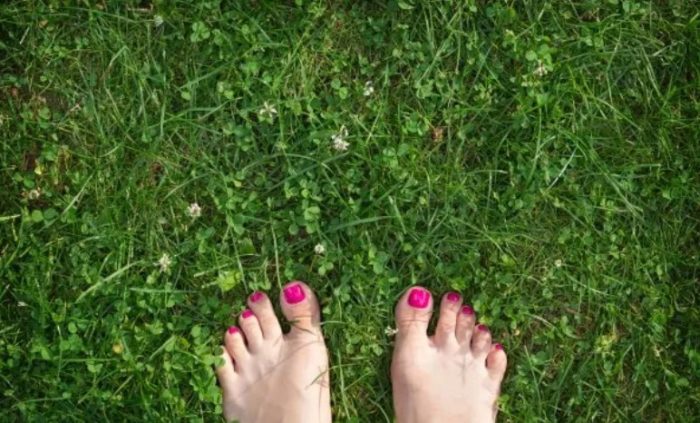 Walking Barefoot Can Improve Your Health And There Is Science To Back It Up