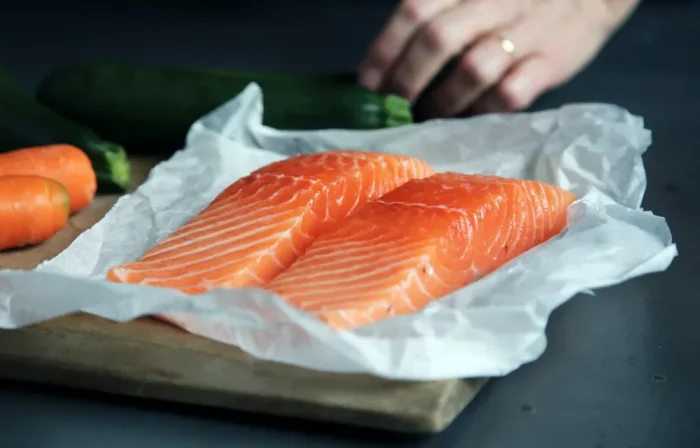 Omega-3 Power: Eating More Salmon or Tuna can Lower Alzheimer’s Risk in Half!