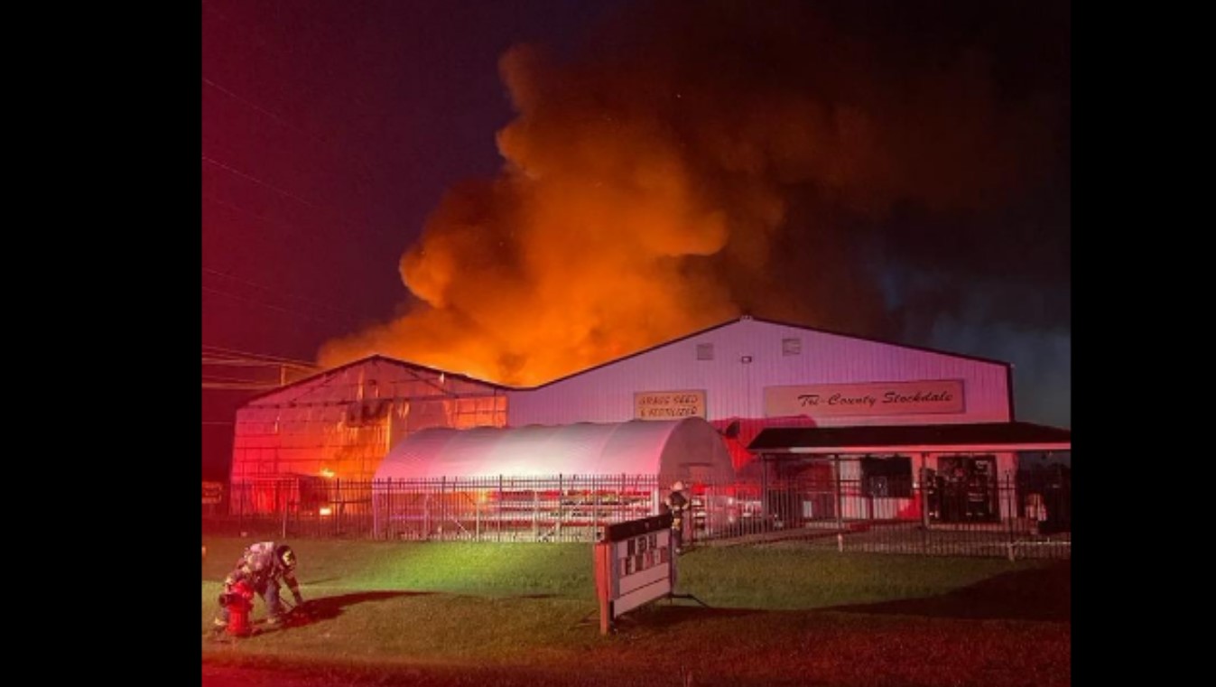 Another Massive Fire At A Farm Supply Store That Sells Animal Feed & Fertilizer Farm-fire