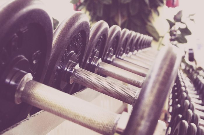 Lifting Weights Once a Week Linked to Reduced Risk of Premature Death – New Study