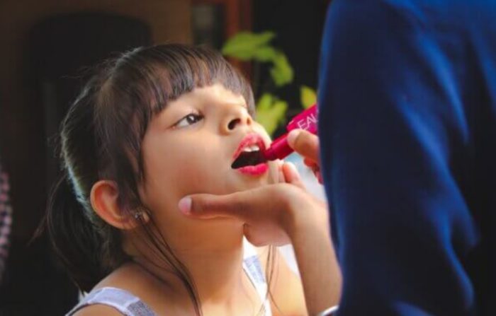 Is Makeup Making Kids Sick? Most U.S. Children Exposed to Cancer-causing Chemicals in Cosmetics