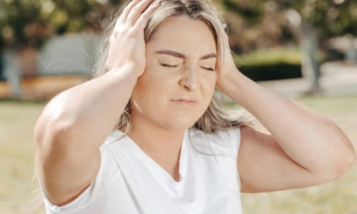 5 Natural Migraine Remedies To Combat Debilitating Headaches, Per Health Experts
